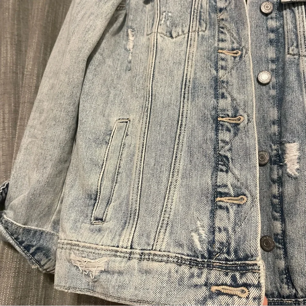 Old Navy Denim Womens Jacket Light Wash Size Medium - Picture 5 of 9